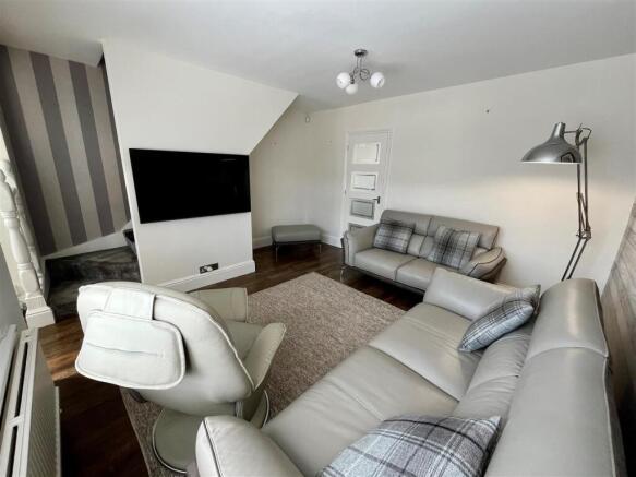 2 bed Terraced for sale Image 8