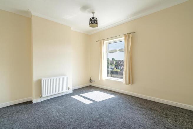 3 bed Terraced for sale Image 7