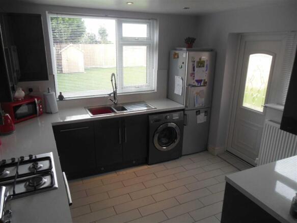 Kitchen: