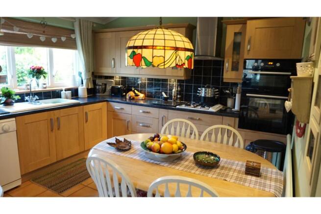Kitchen / Breakfast