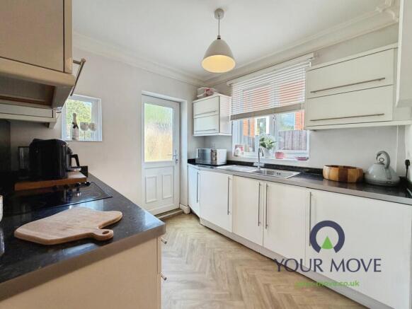 3 bed Semi-Detached for sale Image 7
