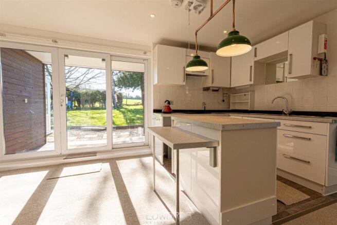 2. untitled-261-2-HDR.jpg