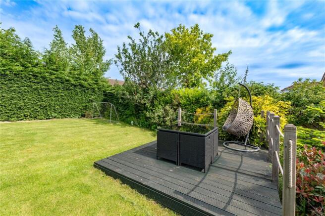 4 bed Detached for sale Image 6