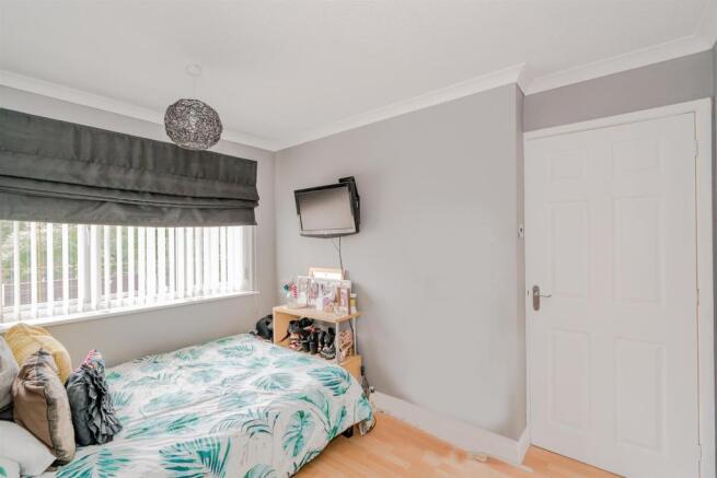 Wheatlands Close, Cannock, WS12 3XL-24.jpg