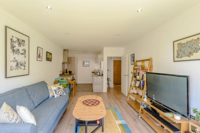 8393124-interior06-800