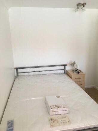 westbury-gardens-gu9-9rn-921341