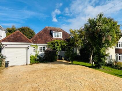 Laura Grove, Preston, Paignton