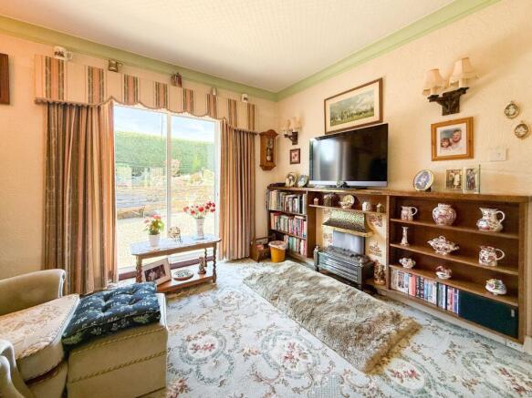 2 bed Detached Bungalow for sale Image 7