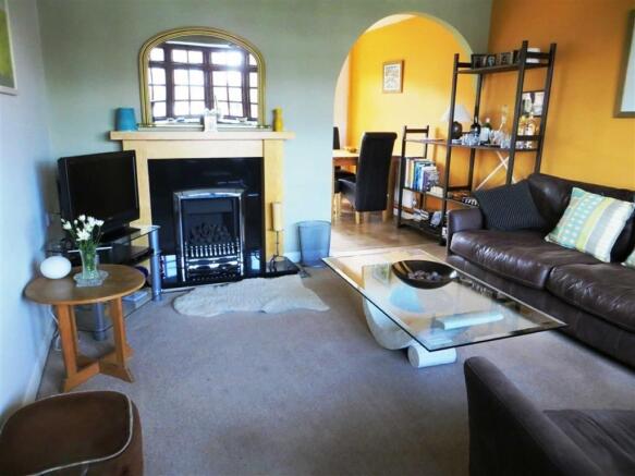 SITTING ROOM