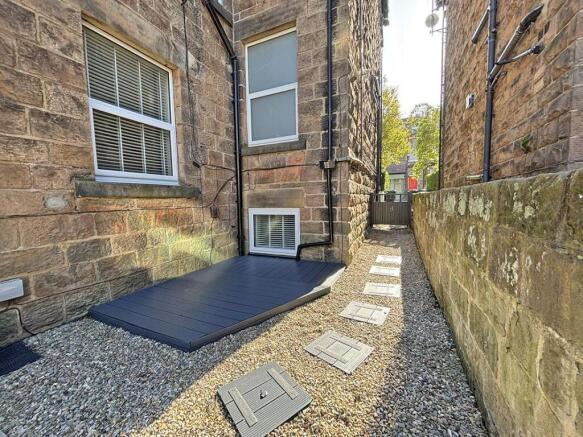 1 bed Flat to rent Image 12