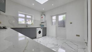 21, Sandringham Road, Barking IG11 9AD