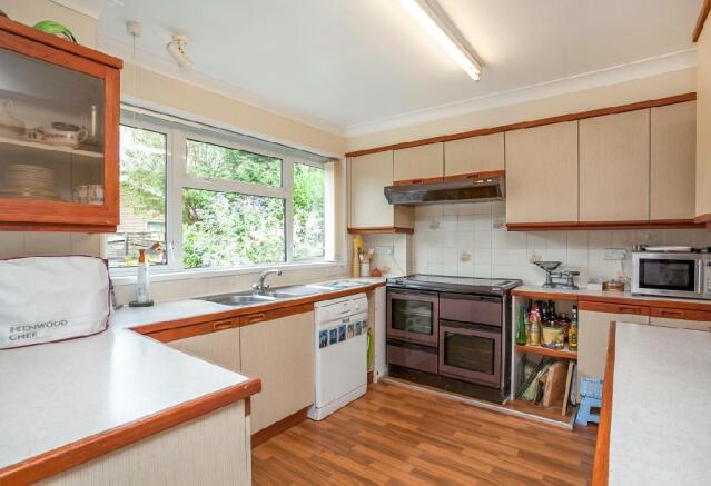 Kitchen 3.jpg