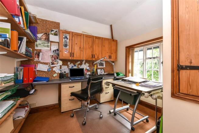 Bedroom/Study