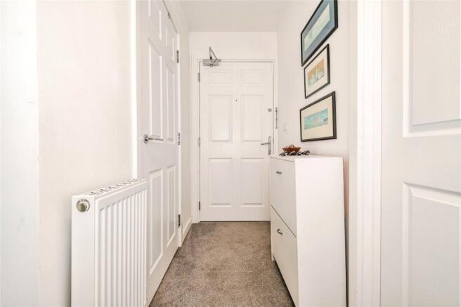 Steeplechase Way, Fontwell, Arundel, West Sussex, BN18 photo 4