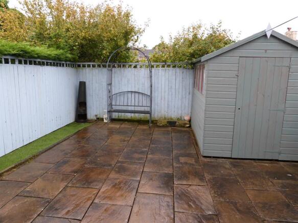 GARDEN TO THE REAR