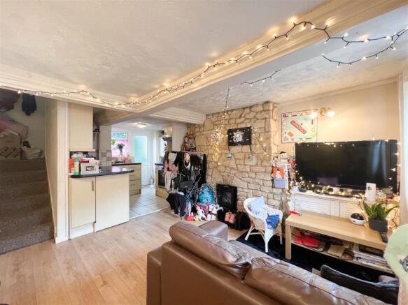Living/Dining Room