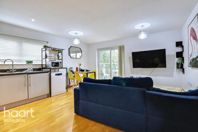 Cherrydown East, Basildon photo 4