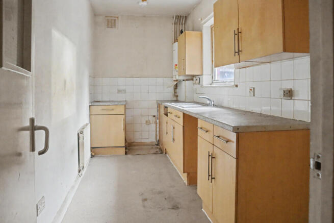 Flat D, 14 Aldrington Road, London SW16 1TH