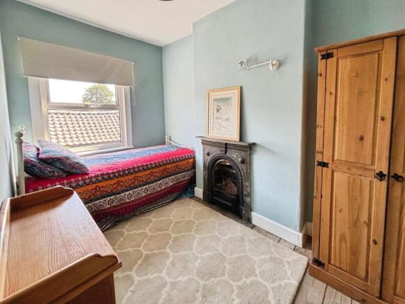 2 bed Cottage for sale Image 10