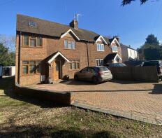 59, Pooleys Lane, Welham Green, Hatfield AL9 7LG