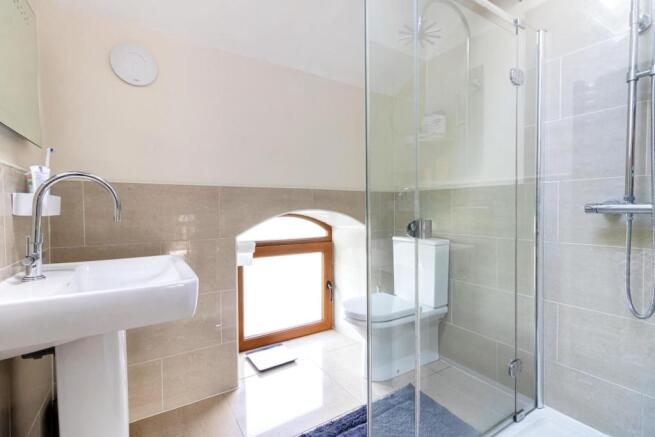 Master En-suite