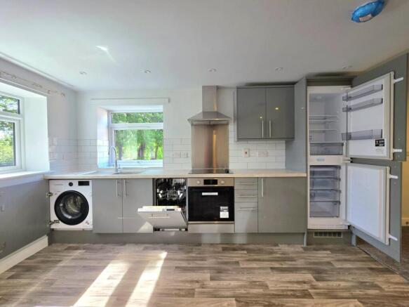 1 bed Apartment to rent Image 6
