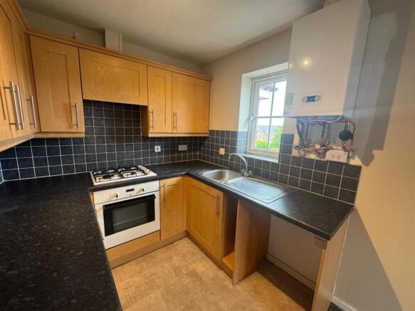 1 bed Apartment to rent Image 4