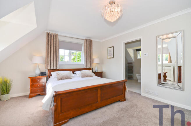 Bedroom 1.JPG