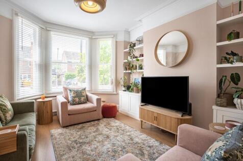 St Ann's Hill, Earlsfield, London, SW18