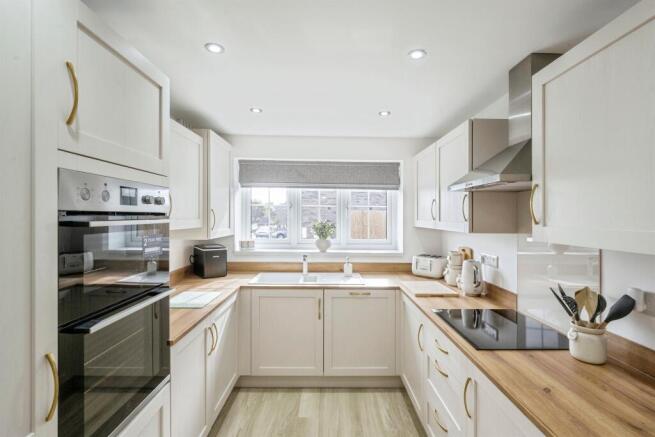 3 bed Semi-Detached for sale Image 7