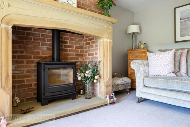 3 bed Semi-Detached for sale Image 7