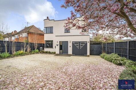 Duchess Drive, Newmarket, Suffolk, CB8