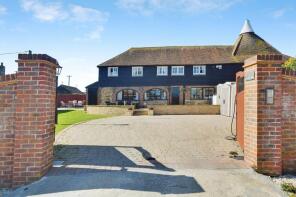 1, Oast House Mews, Main Road, Winchelsea TN36 4BS