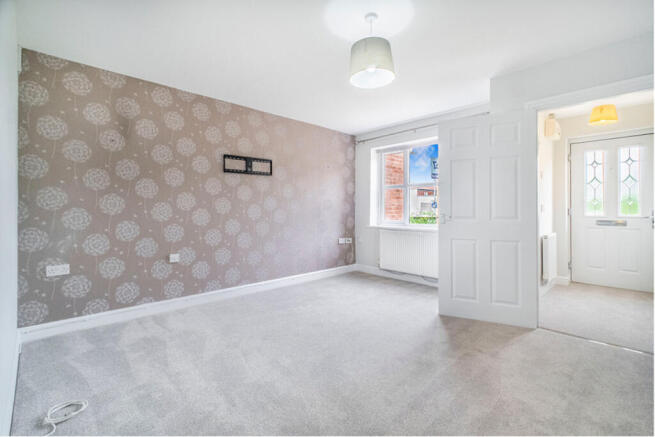 3 bed Terraced for sale Image 6