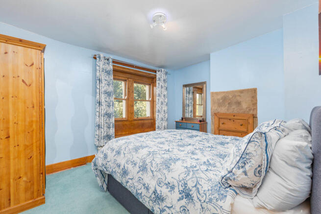 3 bed Semi-Detached for sale Image 10