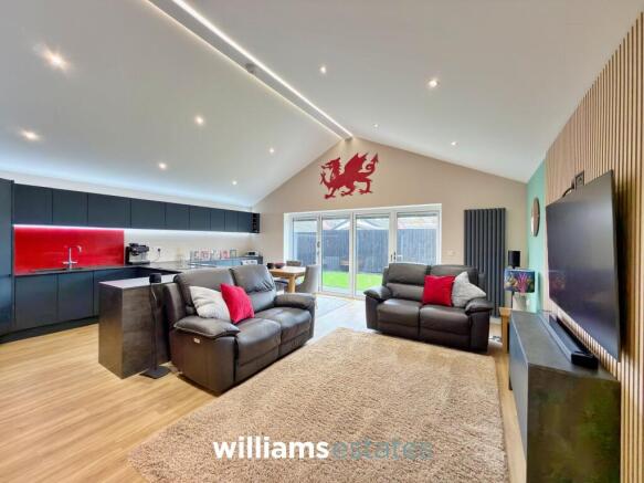 Ashly Court, St. Asaph, LL17 photo 2