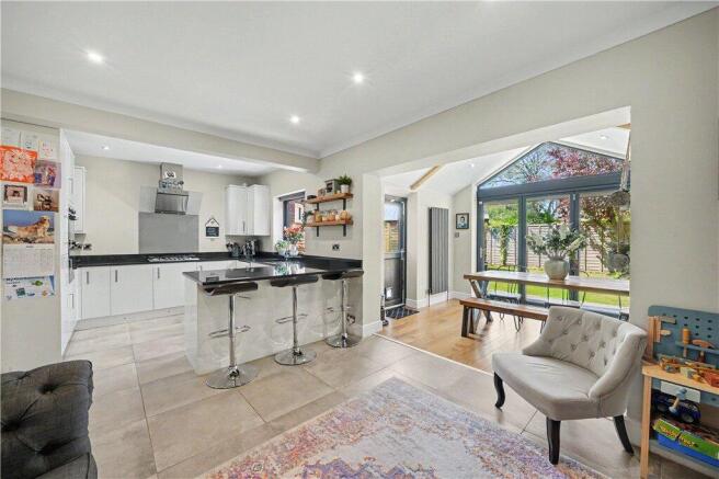 3 bed Semi-Detached for sale Image 5