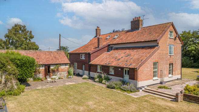 Wood Farm Reymerston - Anna Charles-35 T202607091632.jpg