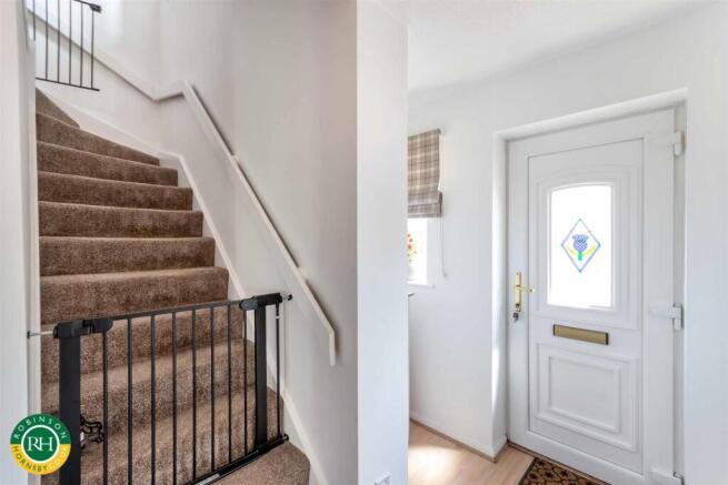 4 bed Detached for sale Image 10