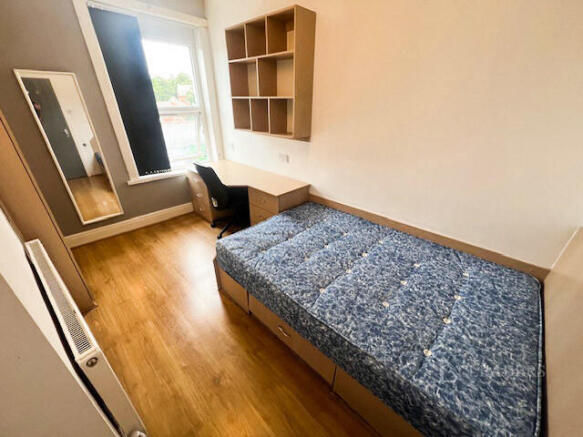 7 bed Terraced to rent Image 8