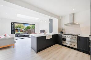 110, Station Avenue, Epsom KT19 9UG