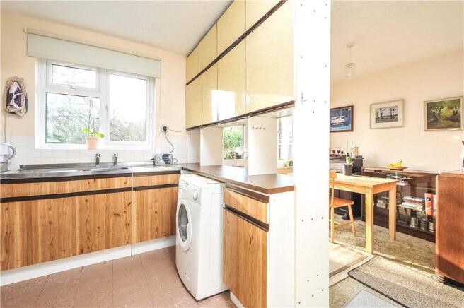 Kitchen/Dining Area