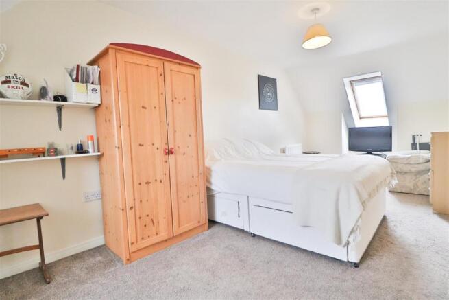 BEDROOM FIVE