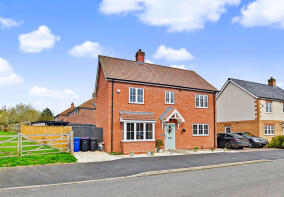 3, Hutton Way, Faldingworth, Market Rasen LN8 3FT
