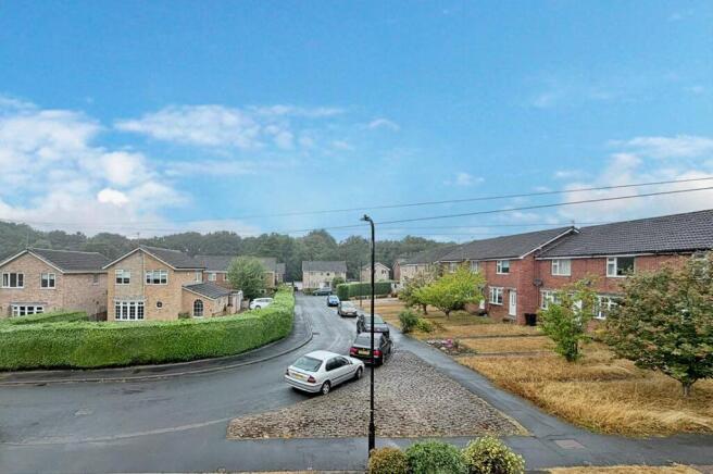 2 bed End of Terrace to rent Image 9