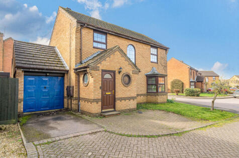 Maple Close, Towcester, Northamptonshire, NN12