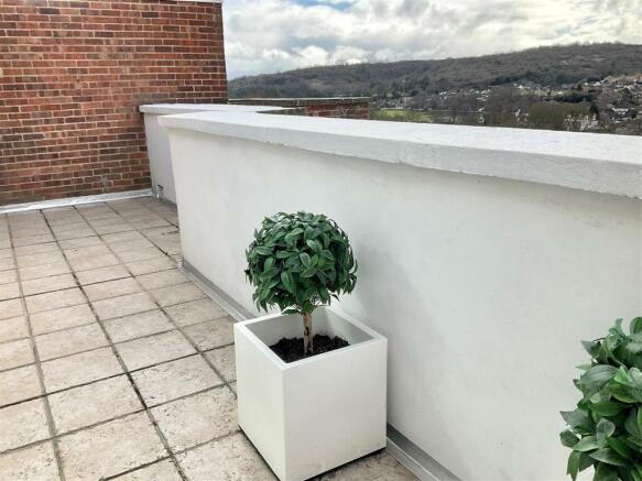 balcony.jpg