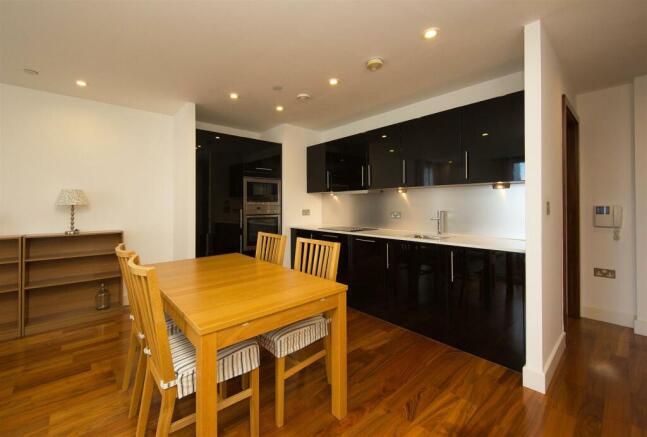 182 The Hayes 2368.jpg