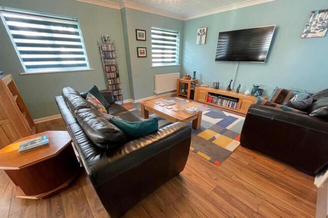 3- Sitting Room