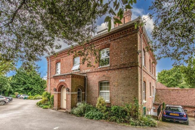 5 Oaklea Court6.jpg